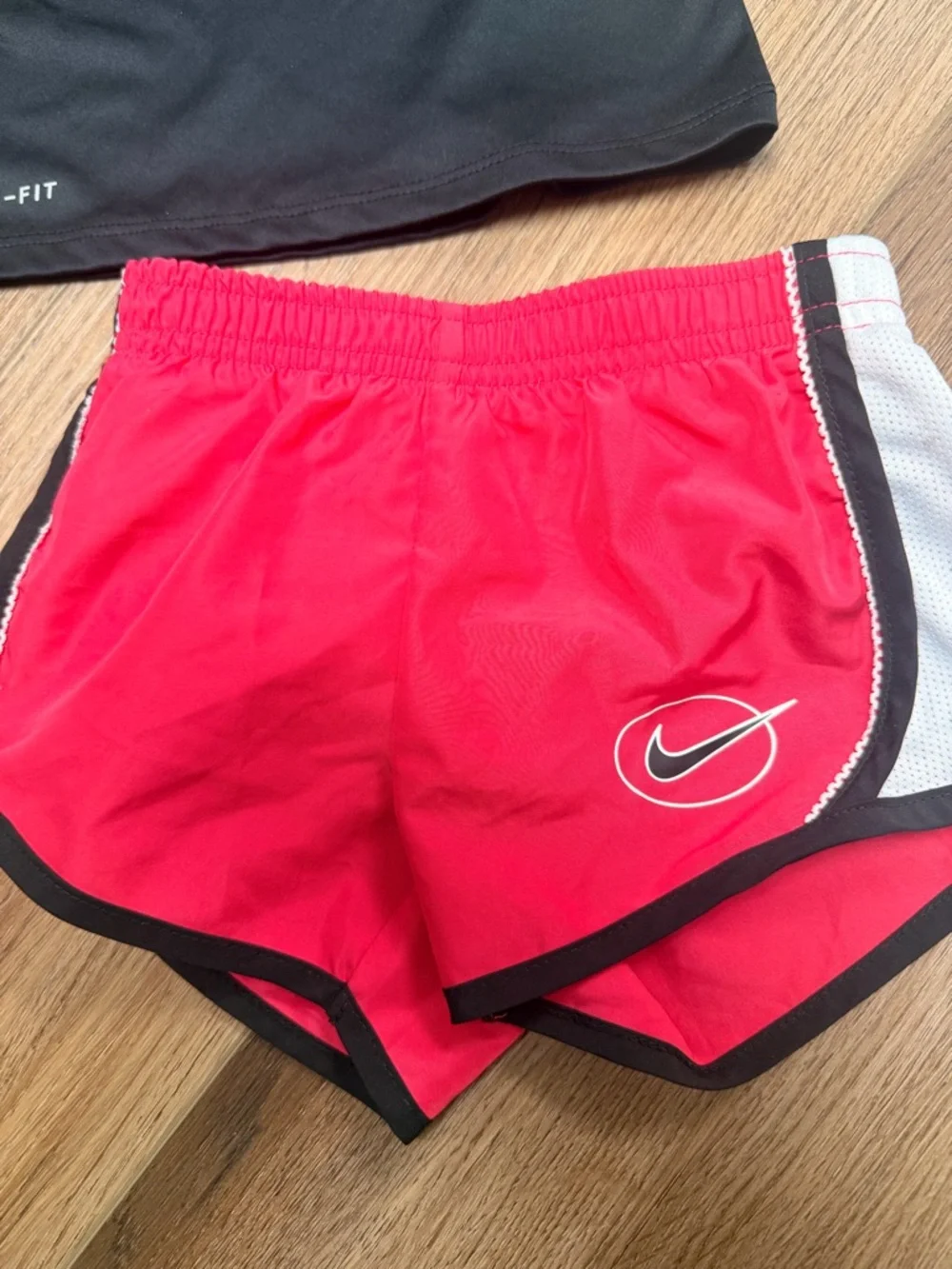 Nike Dri-FIT Toddler Girls 2T Pink Black Matching Set Athletic Shorts Outfit - Picture 6 of 9